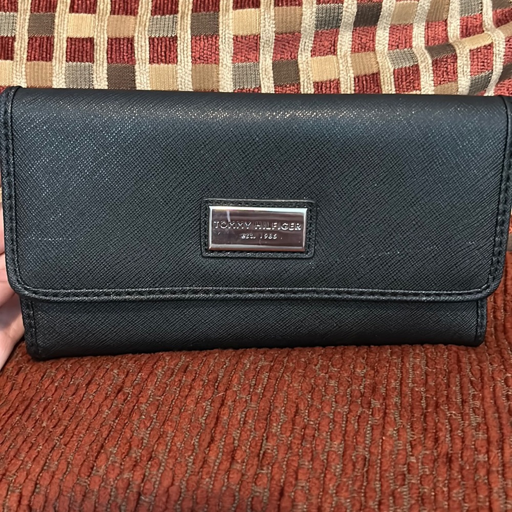 Tommy Hilfiger Black Wallet